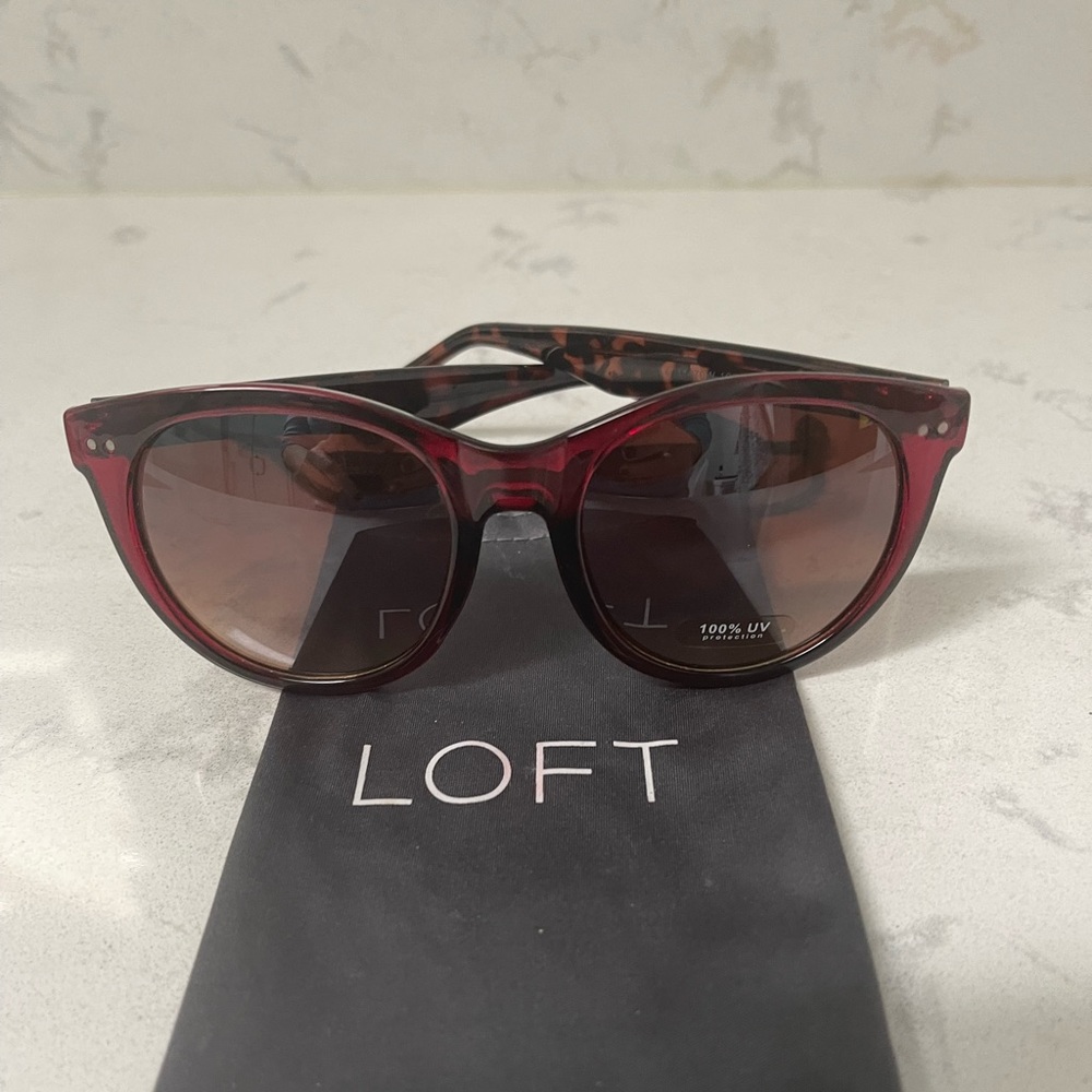 Beautiful Loft sunglasses